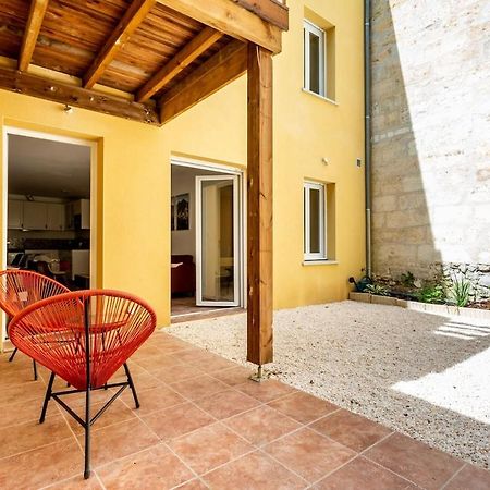 Joli Appartement Avec Jardin / Vieux-Lormont Extérieur photo